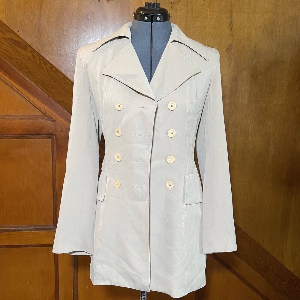 Vintage Vertigo Paris - Romantic Minimalist Soft Beige 8 Button Blazer - Size S